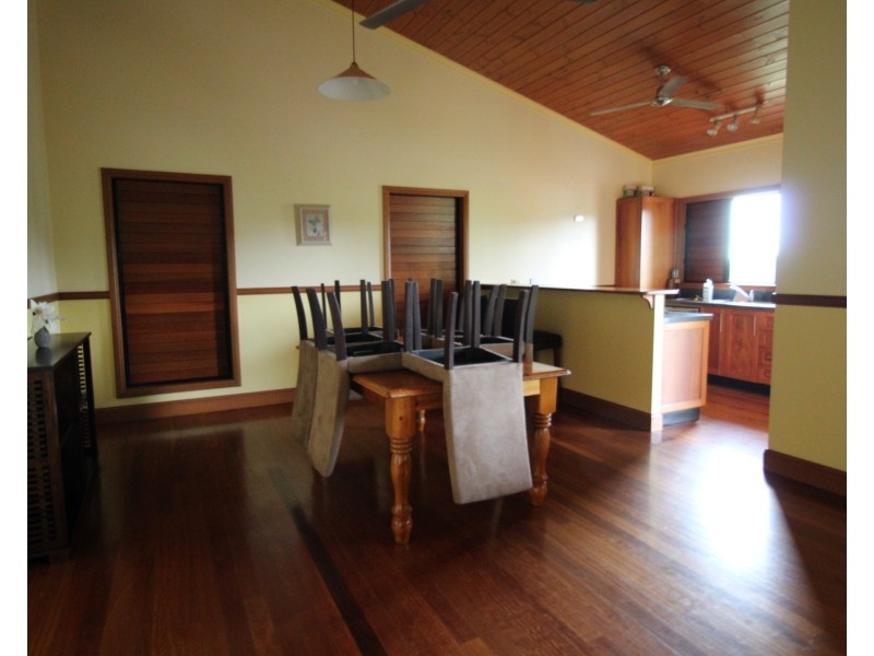 Yungaburra QLD 4884