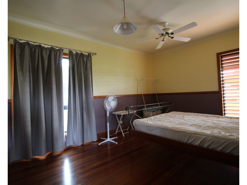 Yungaburra QLD 4884