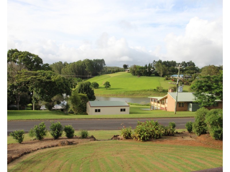 Yungaburra QLD 4884
