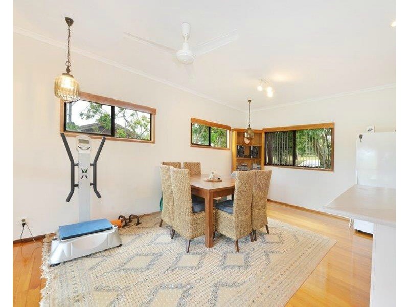 18 Oleander Dr, Yungaburra QLD 4884