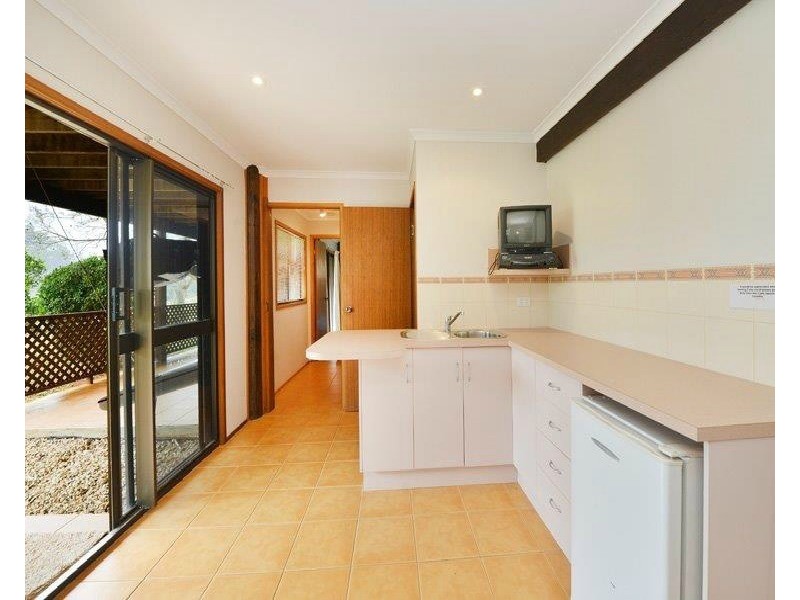 18 Oleander Dr, Yungaburra QLD 4884