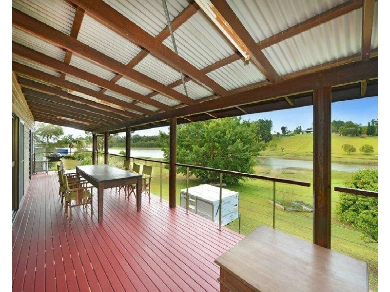 18 Oleander Dr, Yungaburra QLD 4884