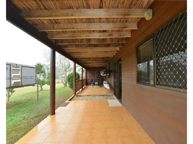 18 Oleander Dr, Yungaburra QLD 4884