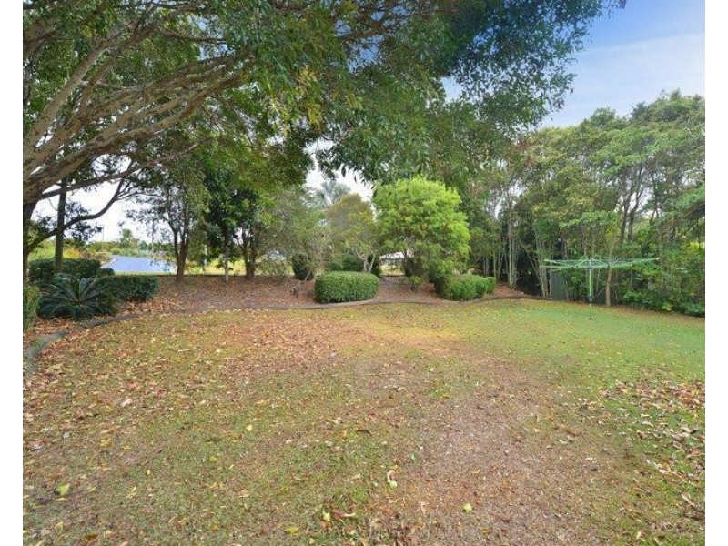 18 Oleander Dr, Yungaburra QLD 4884