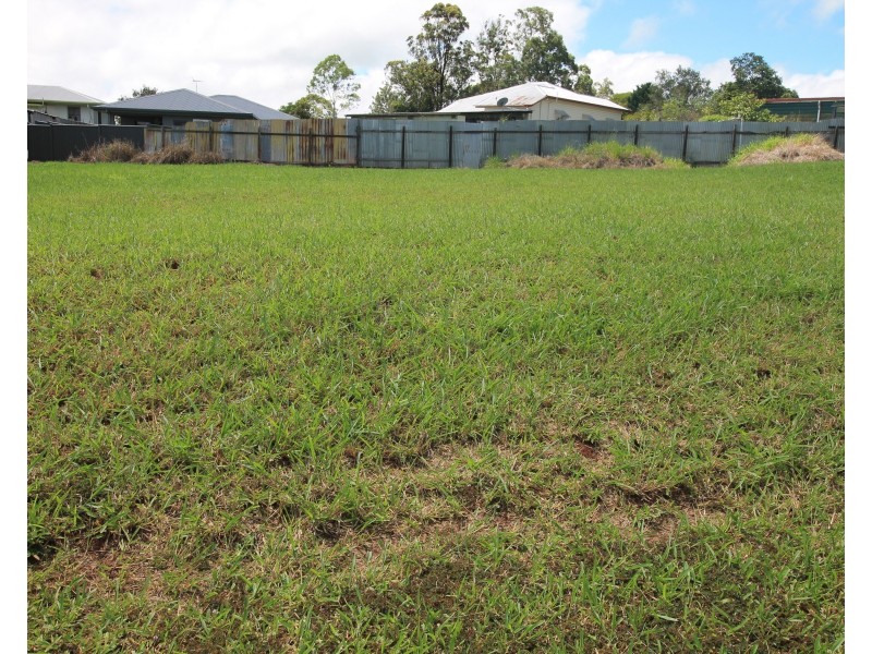 4 Wensley Avenue, Yungaburra QLD 4884
