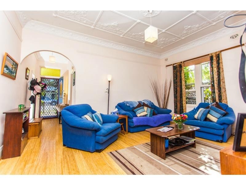 25 Queen Street, Stockton NSW 2295