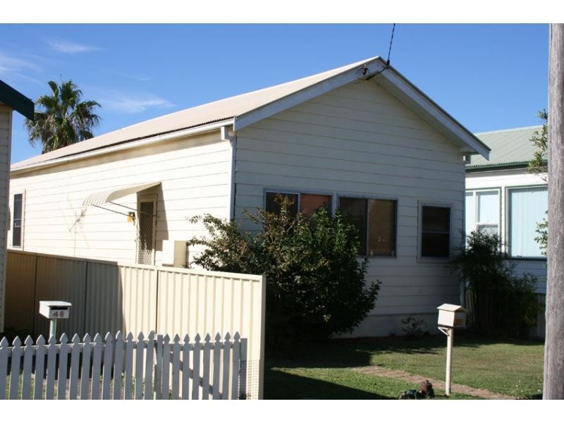 44 Dunbar Street, Stockton NSW 2295