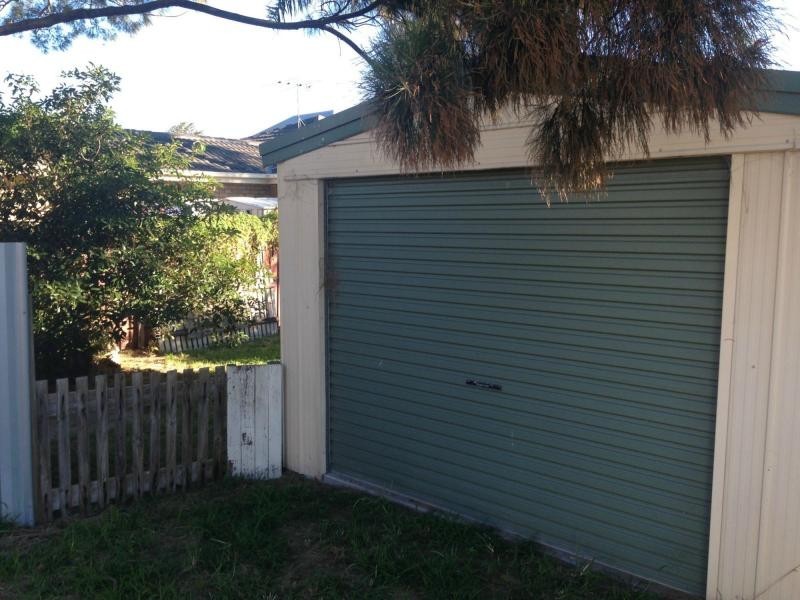 8 William Street, Stockton NSW 2295