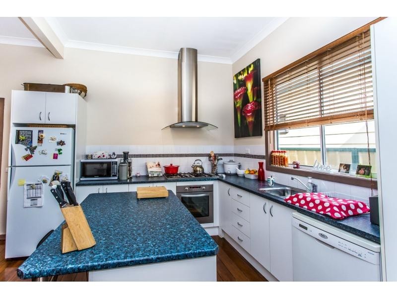 30 Monmouth Street, Stockton NSW 2295