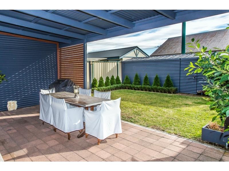30 Monmouth Street, Stockton NSW 2295