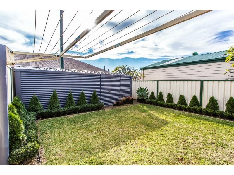 30 Monmouth Street, Stockton NSW 2295