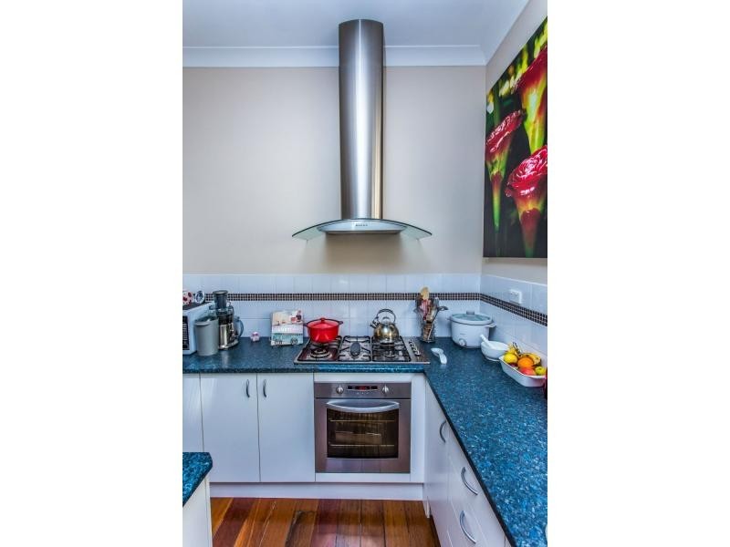 30 Monmouth Street, Stockton NSW 2295