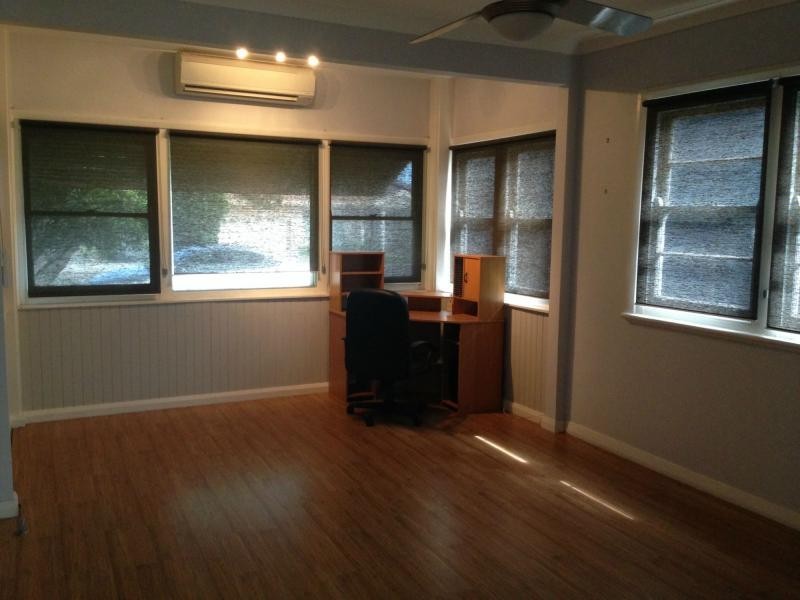 186 Douglas Street, Stockton NSW 2295