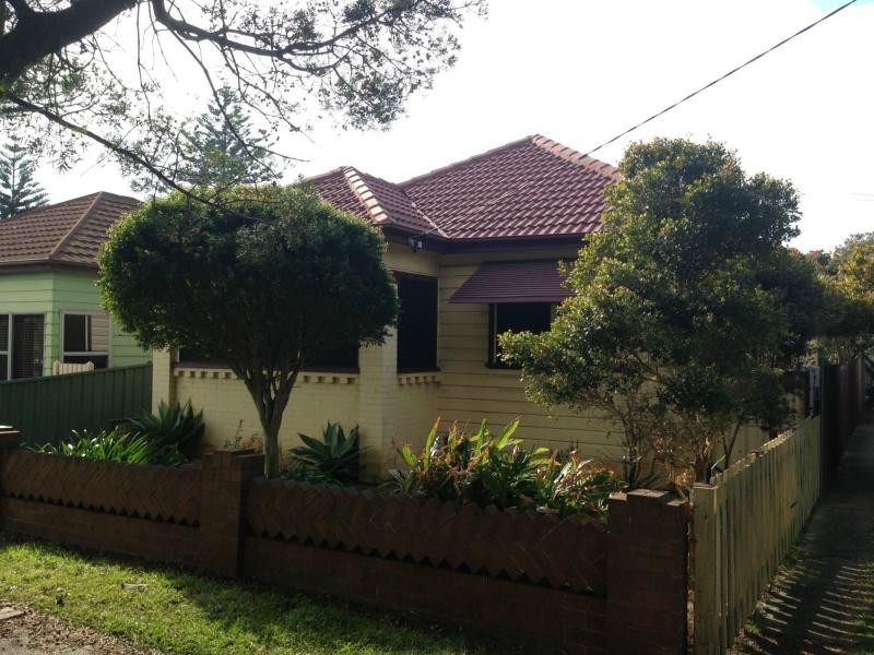 186 Douglas Street, Stockton NSW 2295