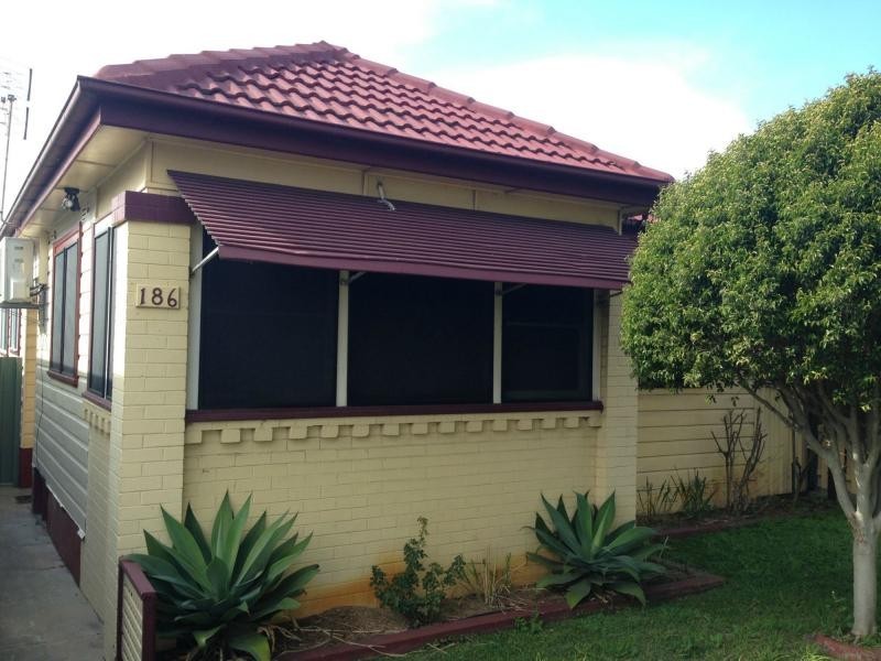 186 Douglas Street, Stockton NSW 2295