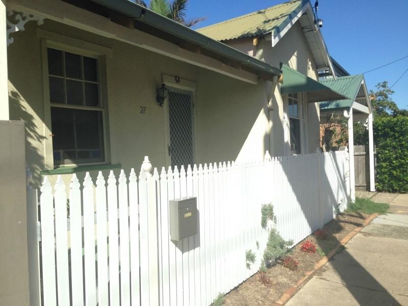 27 Maitland Street, Stockton NSW 2295