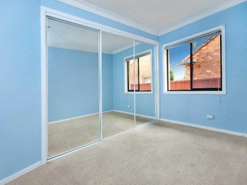 12 Flint Street, Stockton NSW 2295