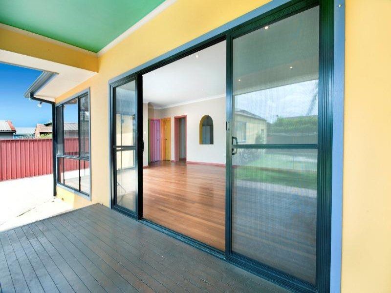 12 Flint Street, Stockton NSW 2295