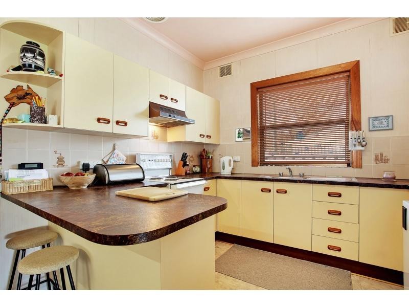 95 Douglas Street, Stockton NSW 2295