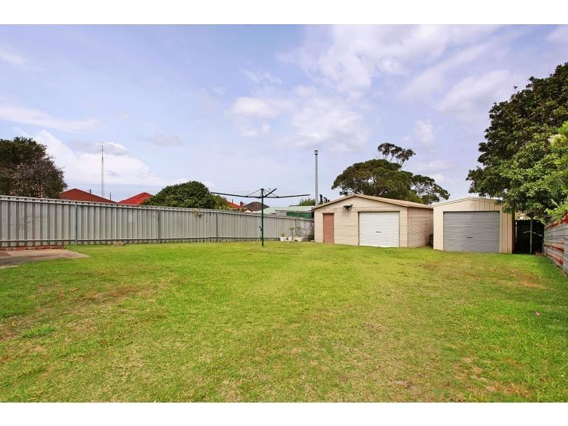 95 Douglas Street, Stockton NSW 2295