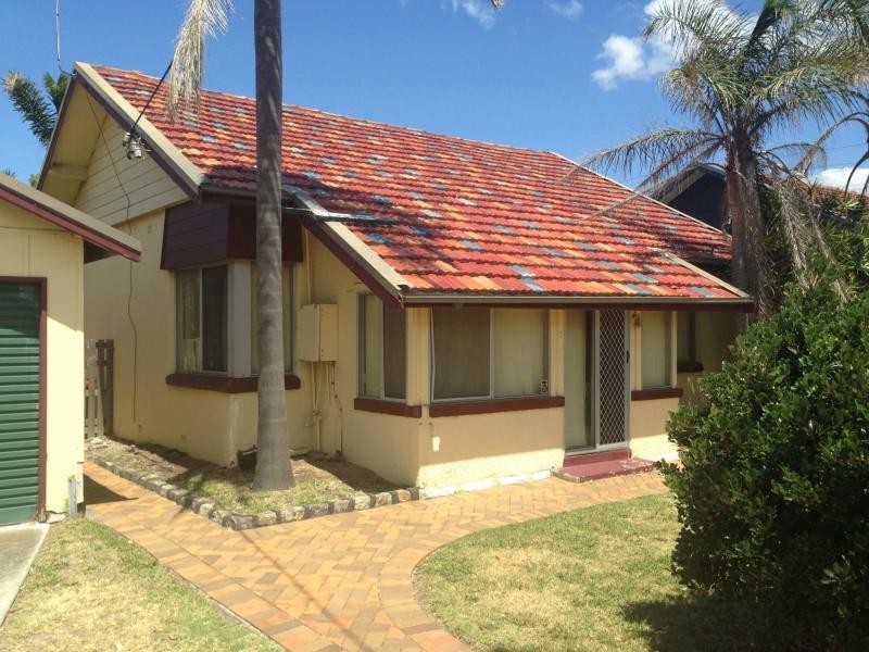3 Beeston Road, Stockton NSW 2295