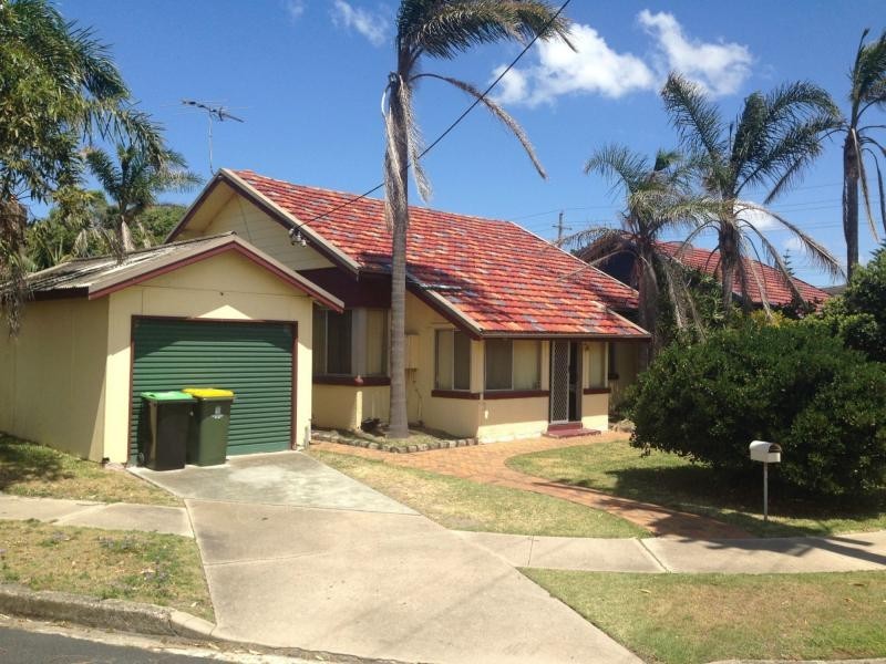 3 Beeston Road, Stockton NSW 2295