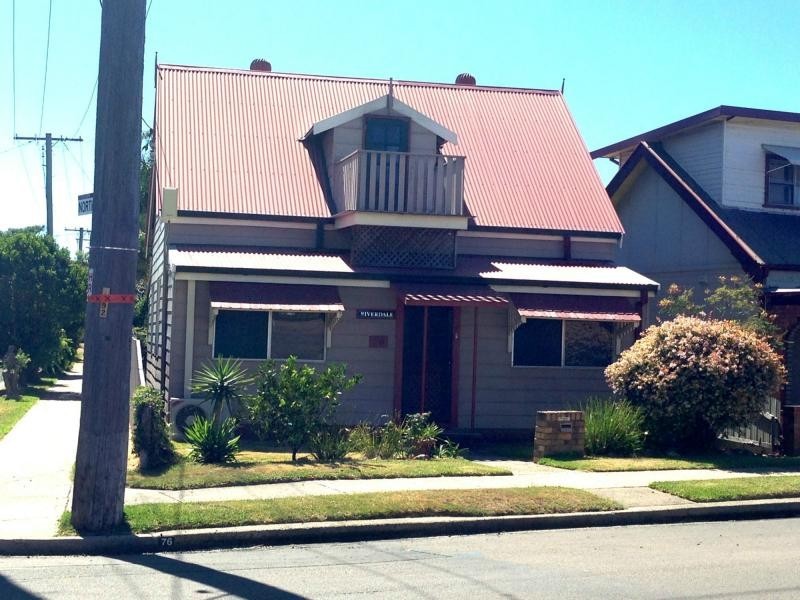 76 Fullerton Street, Stockton NSW 2295