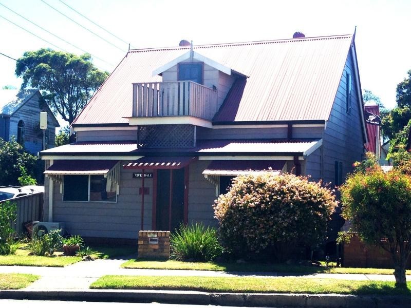 76 Fullerton Street, Stockton NSW 2295