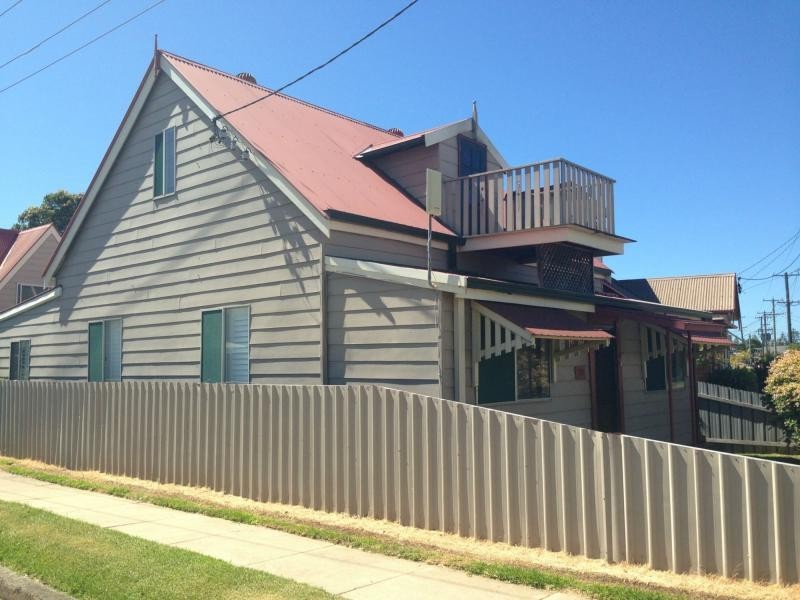 76 Fullerton Street, Stockton NSW 2295