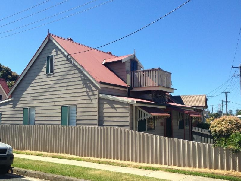 76 Fullerton Street, Stockton NSW 2295