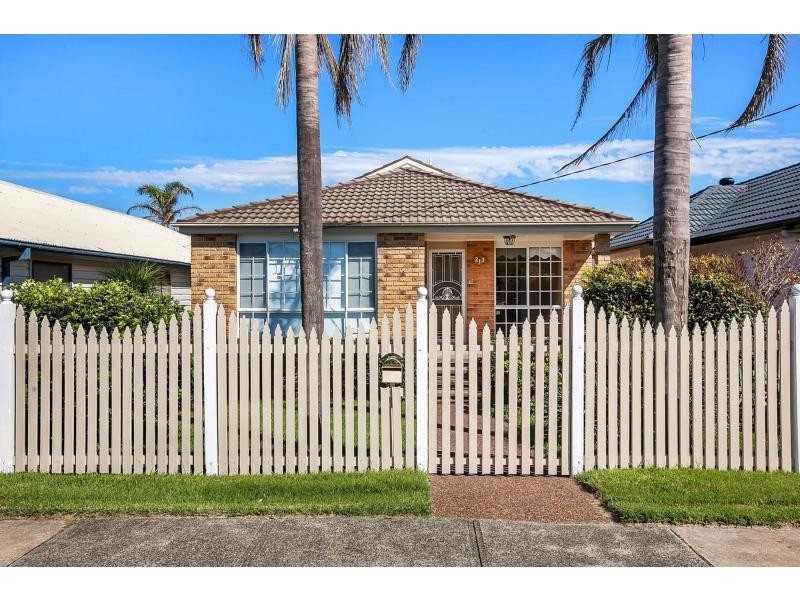 213 Dunbar Street, Stockton NSW 2295