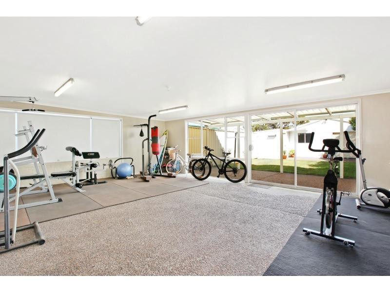 213 Dunbar Street, Stockton NSW 2295