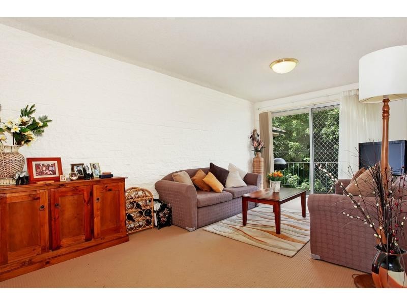 82 Maitland Street, Stockton NSW 2295