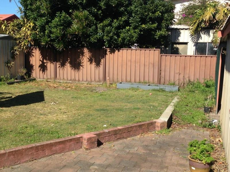 17 Vardon Road, Fern Bay NSW 2295