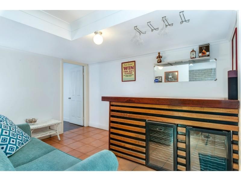 103 Roxburgh Street, Stockton NSW 2295