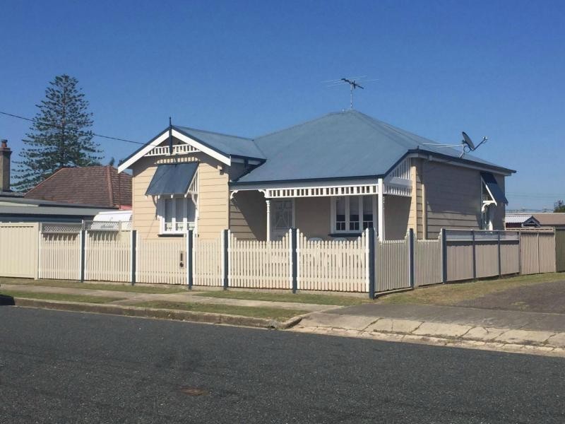 3 Douglas Street, Stockton NSW 2295