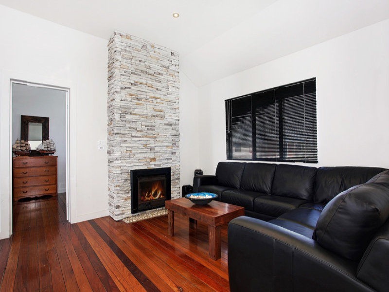 268 Fullerton Street, Stockton NSW 2295