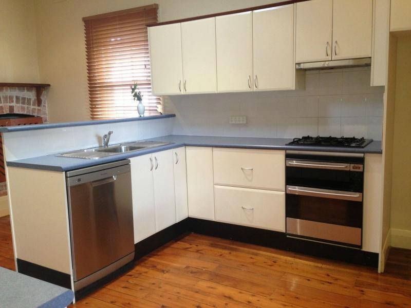 5 Douglas Street, Stockton NSW 2295