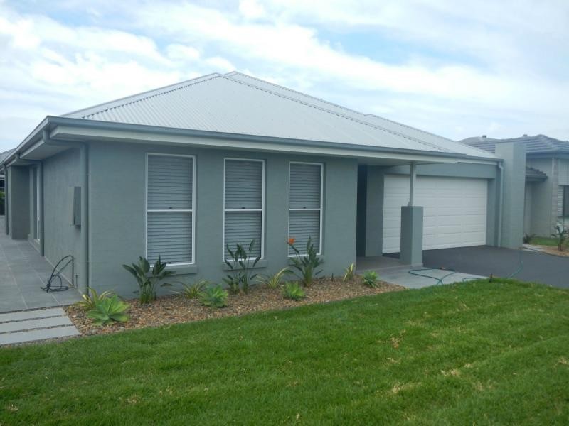 7 Oimara Street, Fern Bay NSW 2295