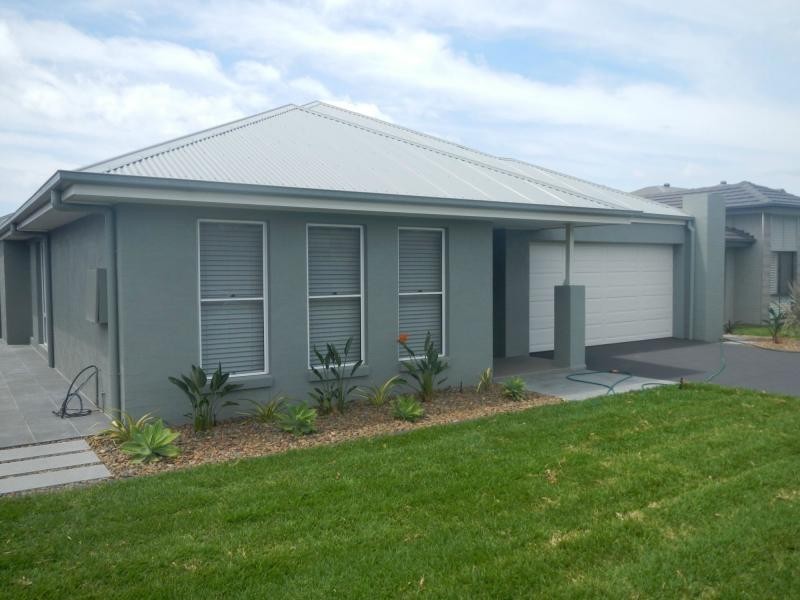 7 Oimara Street, Fern Bay NSW 2295