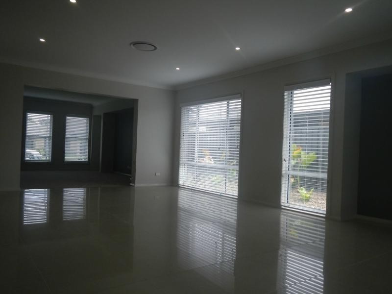 7 Oimara Street, Fern Bay NSW 2295