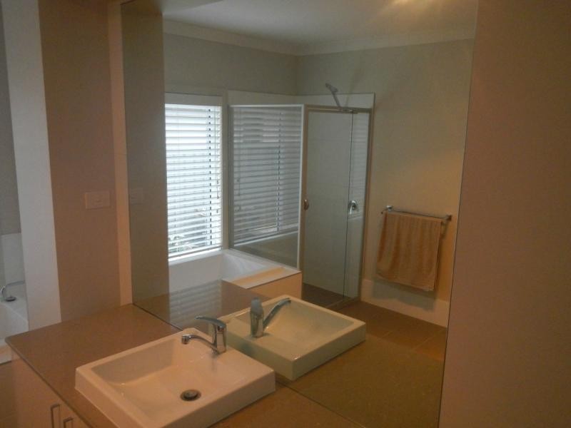 7 Oimara Street, Fern Bay NSW 2295