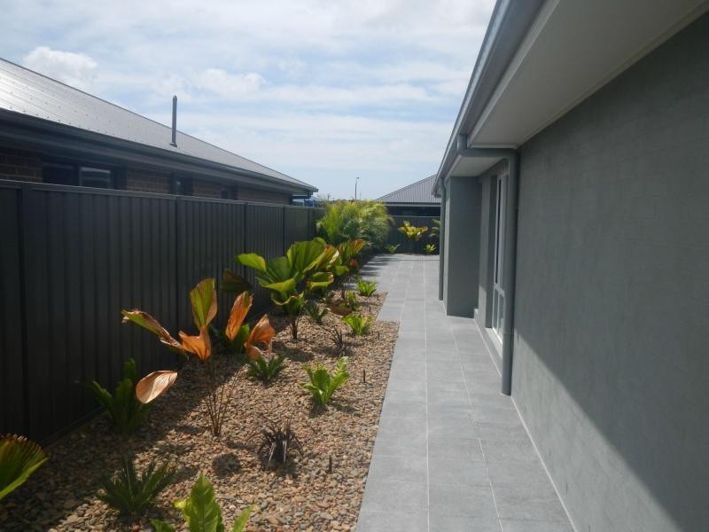 7 Oimara Street, Fern Bay NSW 2295