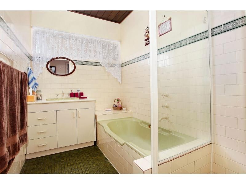 4 Pembroke Street, Stockton NSW 2295