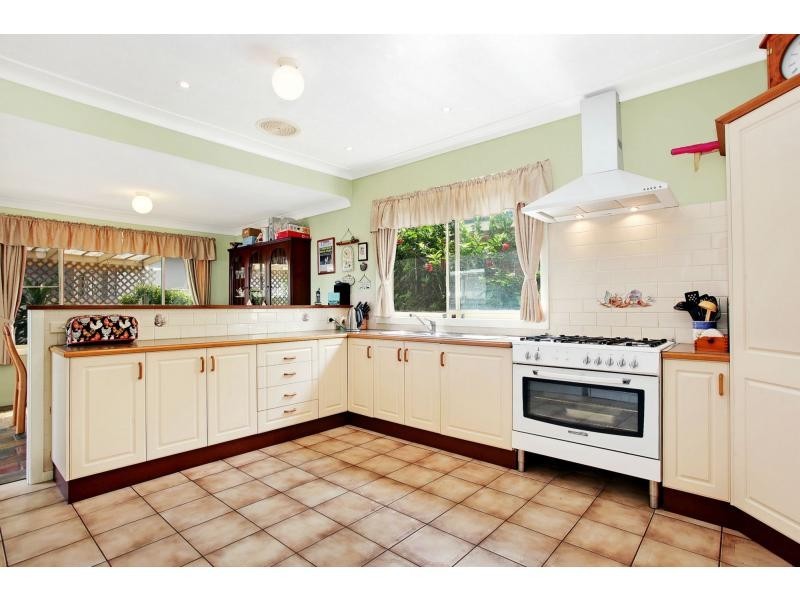 4 Pembroke Street, Stockton NSW 2295