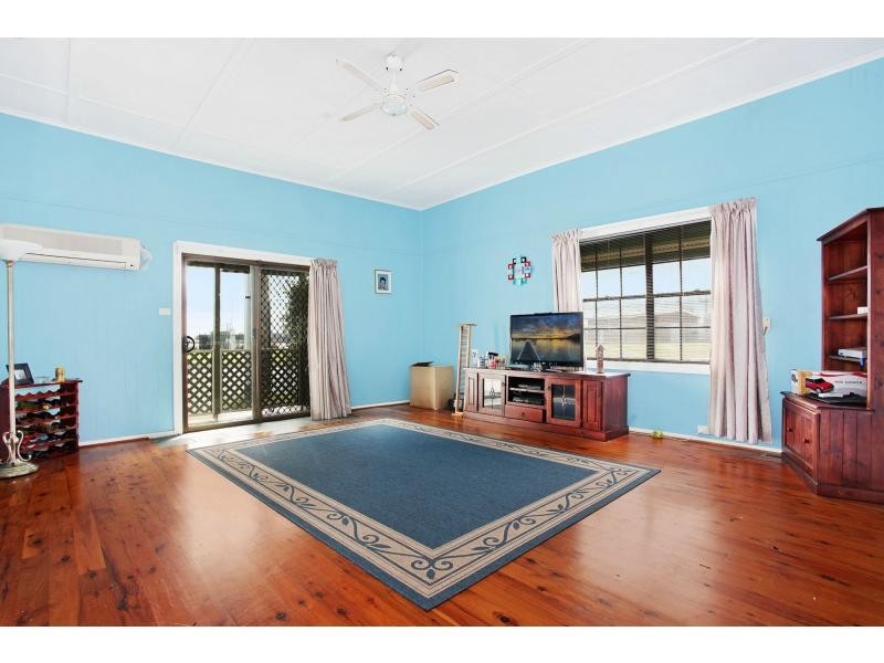 196 Fullerton Street, Stockton NSW 2295