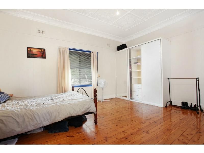 196 Fullerton Street, Stockton NSW 2295