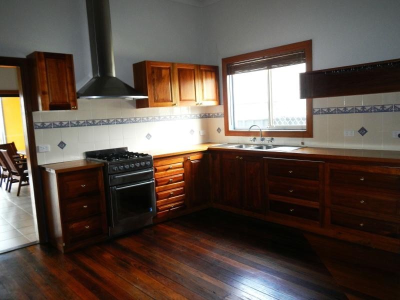 10 Douglas Street, Stockton NSW 2295