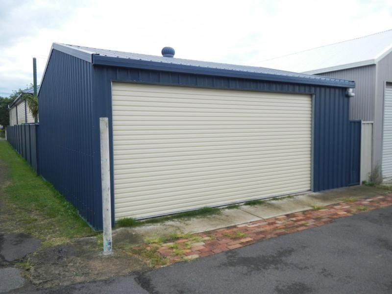 10 Douglas Street, Stockton NSW 2295