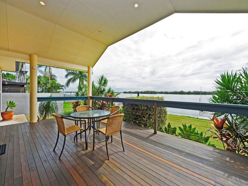 14 ESPLANADE, Jacobs Well QLD 4208